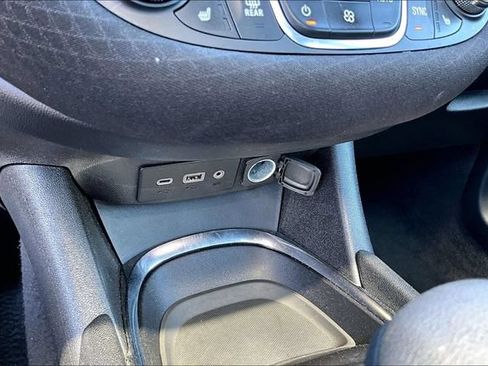 Used 2024 Chevrolet Malibu LT FWD image 15