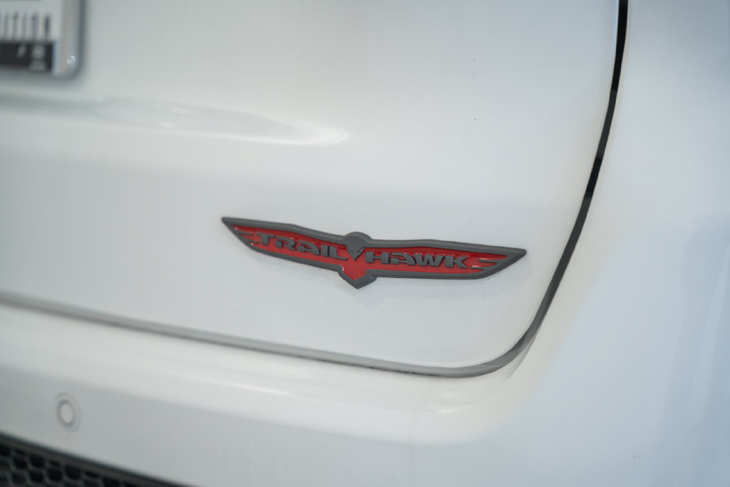 Certified 2025 Jeep Compass Trailhawk AWD/4WD image 8