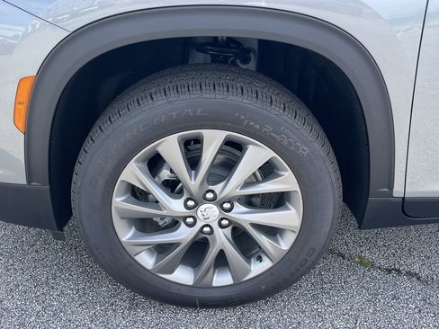 New 2026 Buick Enclave Preferred image 25