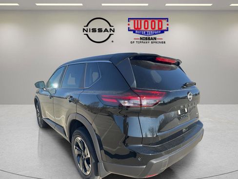 New 2026 Nissan Rogue SV image 4