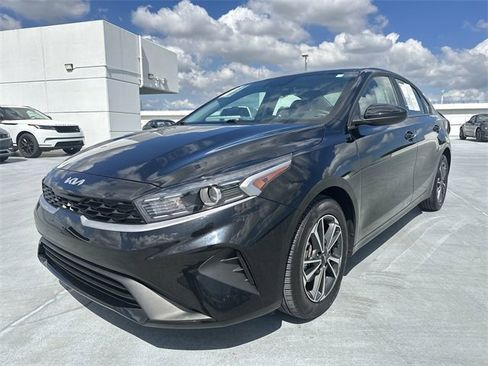 Used 2024 Kia Forte LXS image 37