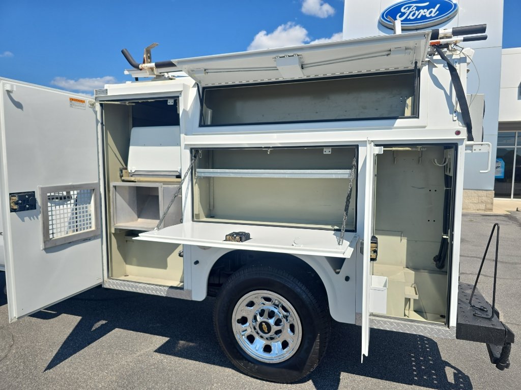 Used 2015 Chevrolet Silverado 3500 W/T RWD image 12