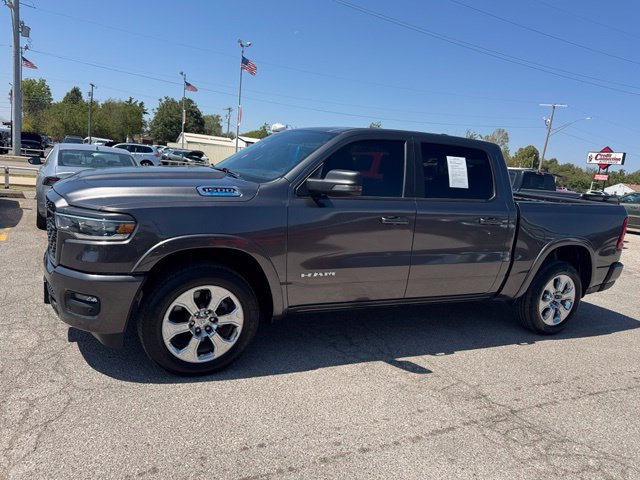 Used 2025 RAM 1500 Big Horn AWD/4WD image 3