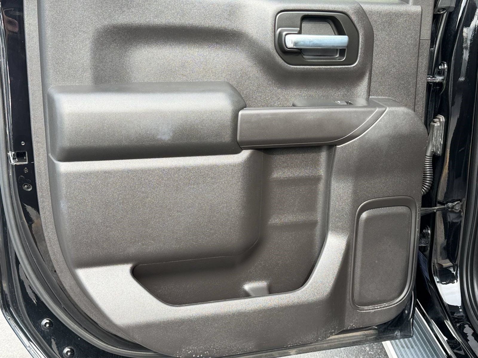Used 2021 Chevrolet Silverado 1500 LT RWD image 31