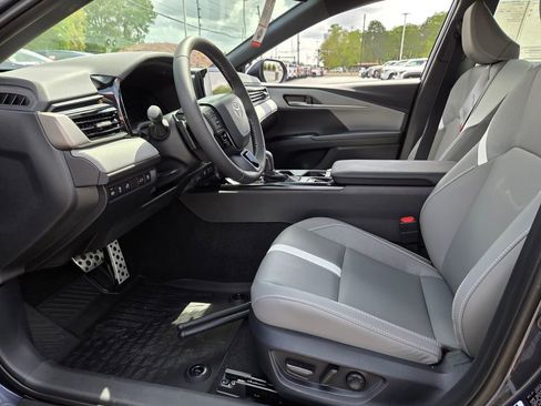 New 2026 Toyota Camry SE FWD image 4