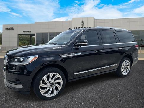 Certified 2024 Lincoln Navigator Reserve image 7