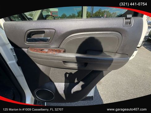 Used 2010 GMC Yukon Denali image 22