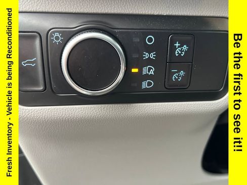 Used 2023 Ford Escape Active w/ Tech Pack #1 image 30