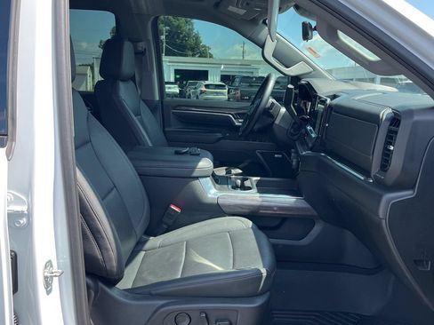 Used 2025 Chevrolet Silverado 2500 LTZ w/ Trail Boss Package AWD/4WD image 25