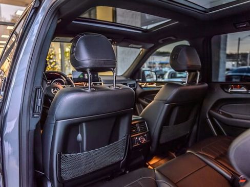 Used 2018 Mercedes-Benz GLS 450 4MATIC w/ Premium Package image 41