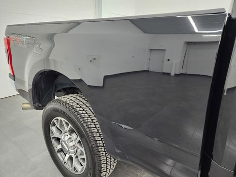 Used 2021 Ford F350 Lariat w/ Lariat Ultimate Package image 30