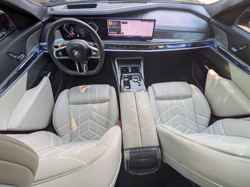 Used 2023 BMW 740i w/ Parking Assistance Package RWD image 16