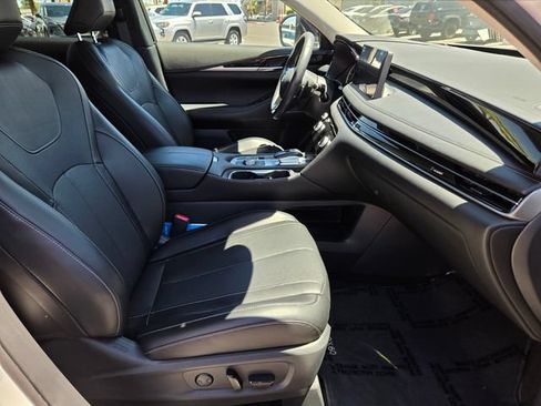 Certified 2025 INFINITI QX60 Pure AWD/4WD image 26