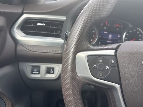 Used 2023 GMC Acadia SLE AWD/4WD image 23