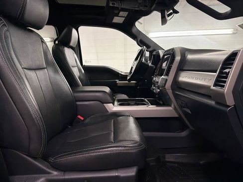 Certified 2022 Ford F450 Lariat w/ Lariat Ultimate Package image 30