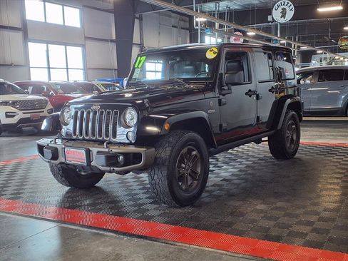 Used 2017 Jeep Wrangler 75th Anniversary image 3