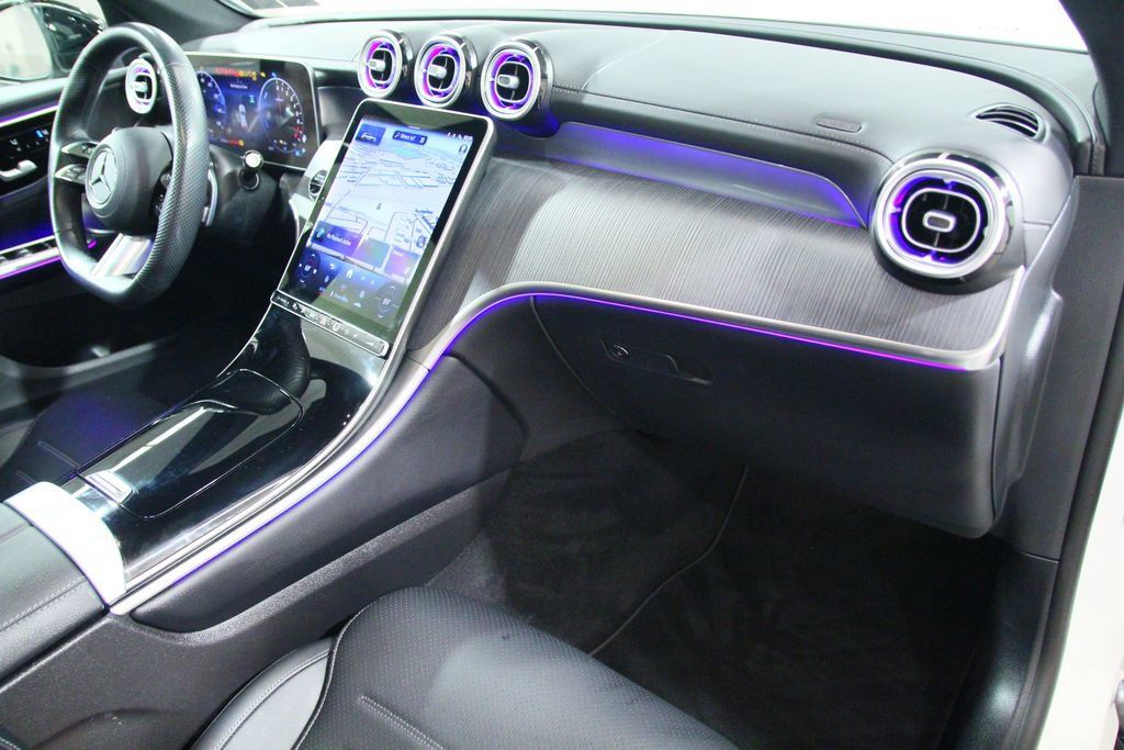 Certified 2025 Mercedes-Benz GLC 350e 4MATIC image 21