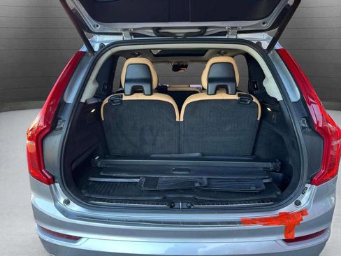 Used 2016 Volvo XC90 T6 Momentum image 13