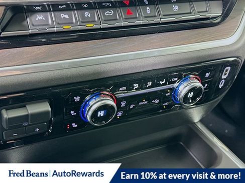 New 2026 GMC Sierra 1500 SLT w/ SLT Premium Plus Package image 11