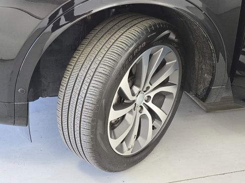 Certified 2024 Land Rover Discovery Sport S AWD/4WD image 33