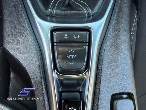 Used 2021 Chevrolet Camaro LT image 36