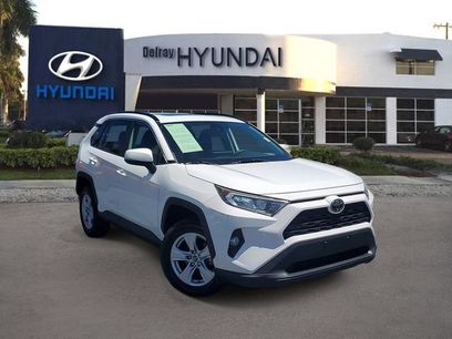 Used 2019 Toyota RAV4 XLE w/ Convenience Package