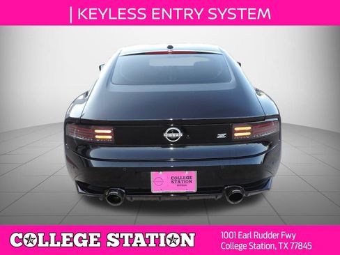 Used 2025 Nissan Z Sport w/ Floor Mat Package RWD image 5