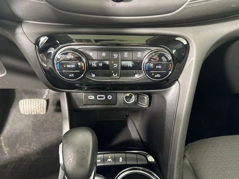 Used 2023 Buick Encore GX Select w/ Experience Buick Package image 23