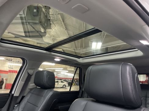 Used 2024 Toyota Sequoia Limited image 28