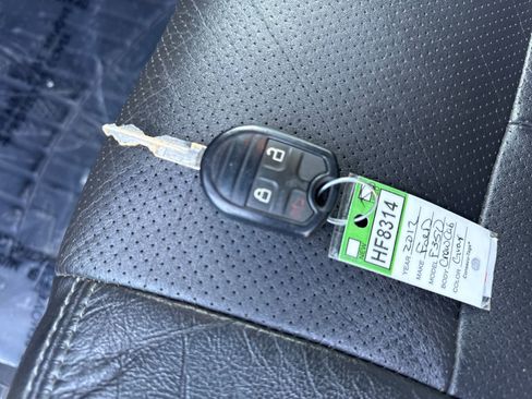 Used 2012 Ford F350 Lariat w/ FX4 Off Road Pkg AWD/4WD image 29