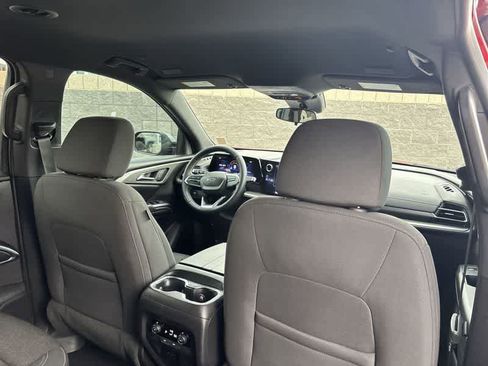 Used 2024 Chevrolet Traverse LT w/ Midnight/Sport Edition image 16