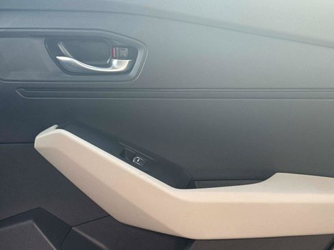 Certified 2025 Honda Accord SE image 14