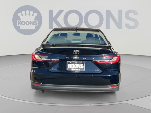 Used 2025 Toyota Camry LE FWD image 5