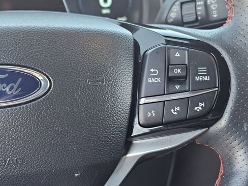 Used 2025 Ford Explorer ST-Line image 26