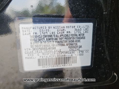 Used 2025 Nissan Kicks Play S FWD image 7