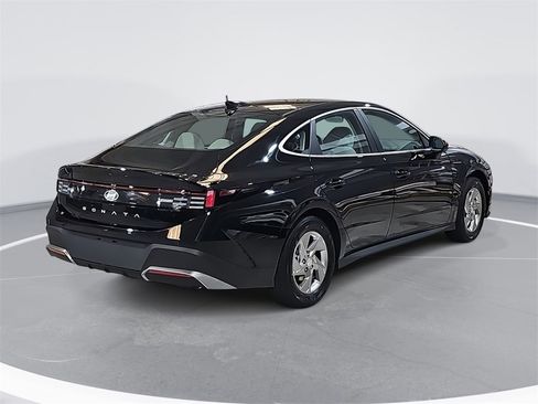 New 2026 Hyundai Sonata SE image 5