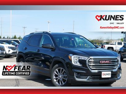 Used 2023 GMC Terrain SLT w/ Infotainment Package II