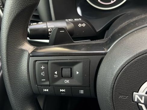 Certified 2023 Nissan Rogue S image 24