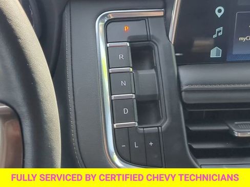 Used 2023 Chevrolet Tahoe High Country w/ Advanced Technology Package AWD/4WD image 38