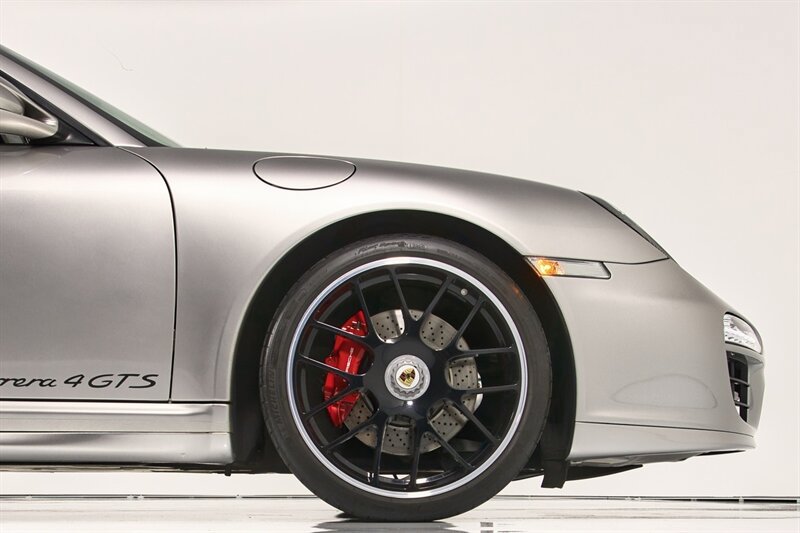 Used 2012 Porsche 911 Carrera 4 GTS AWD/4WD image 17