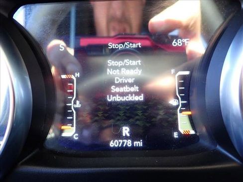 Used 2023 Jeep Gladiator Overland w/ Trailer Tow Package image 22