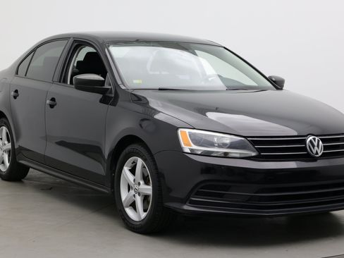 Used 2016 Volkswagen Jetta S FWD image 3