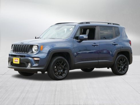 Used 2020 Jeep Renegade Altitude AWD/4WD image 3