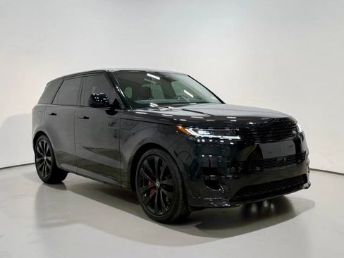Used 2025 Land Rover Range Rover Sport Dynamic SE AWD/4WD image 7