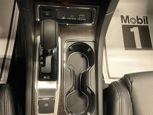 New 2026 Subaru Ascent Touring w/ Popular Package #2 image 24