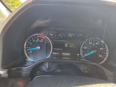 Used 2017 Ford F350 Lariat w/ Lariat Ultimate Package AWD/4WD image 16