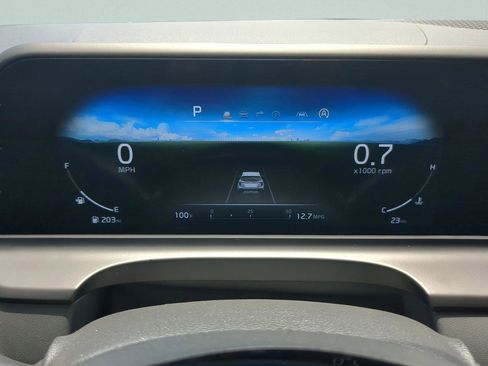 Certified 2025 Kia Seltos EX FWD image 22
