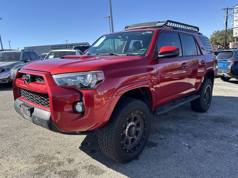 Used 2019 Toyota 4Runner TRD Off-Road Premium image 7