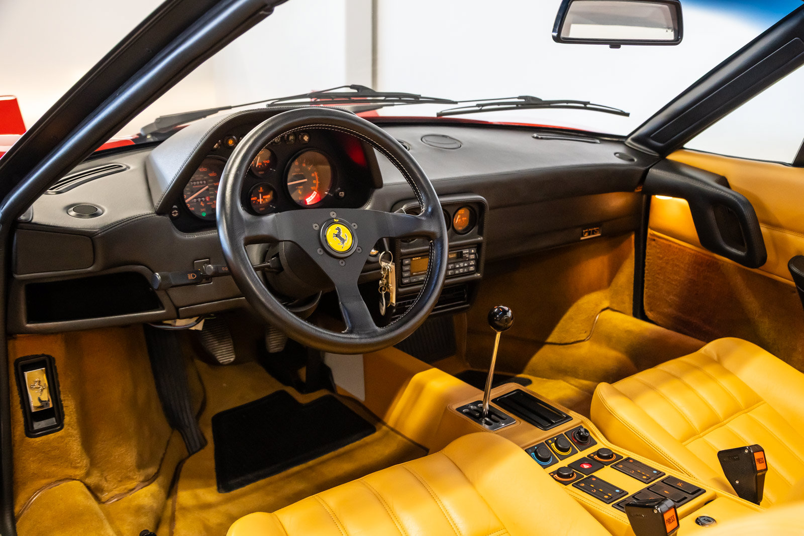 Used 1989 Ferrari 328 GTS RWD image 32