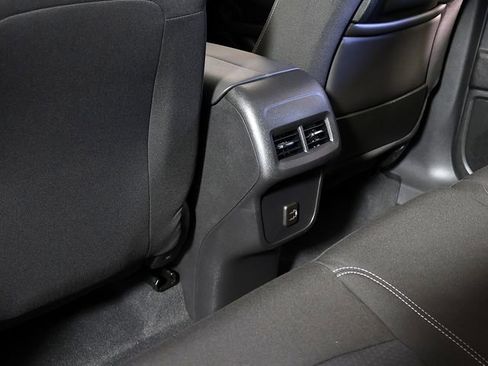 Used 2023 GMC Terrain SLE AWD/4WD image 15